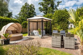 Traumhaus Whirlpool Sauna Grill - 8