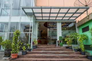 Raffleshom Hotel - Bandung - 7
