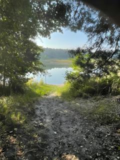 Lakeside-Hideaway - 9