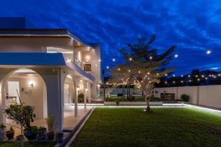 Kontor Villa - 2 mins to Teluk Chempedak - 0