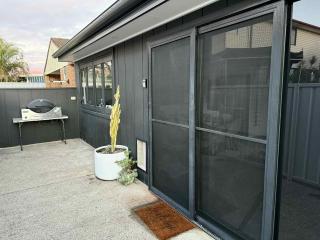 Beach Lane - Modern Coastal Stay - 4