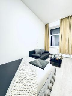 Studio with Kitchen, 7 Minutes from Ottakring - 8