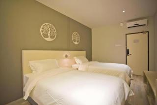 M Plus Boutique Hotel - 1