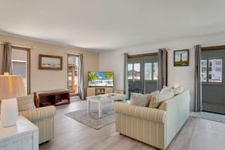 4122 - Blue White Haven - Kitty Hawk - 2