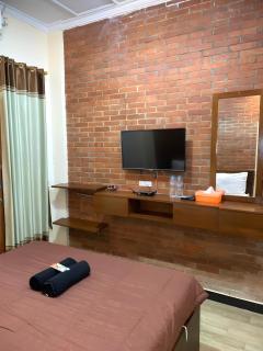 Prime Adisucipto Hotel - Kalasan - 7