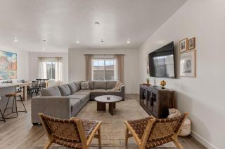 Adventure Basecamp townhouse - 0