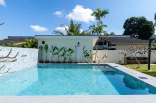 Kontor Villa - 2 mins to Teluk Chempedak - 1