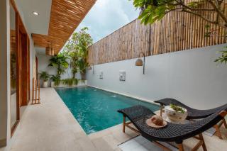 Bale Village Villa By Kasta Hospitality - Canggu - 0