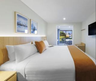 Hotel krone Near IGI Airport Delhi - 7