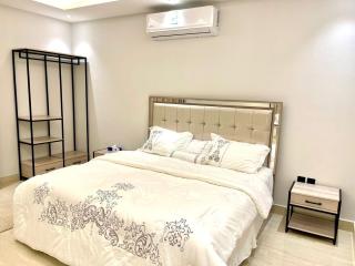LP127-1 Livedin Bright & Spacious 3BR Retreat An Nada - 1