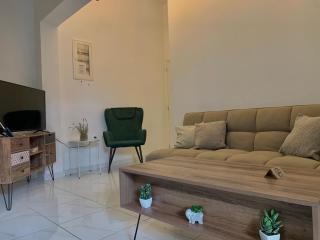 Gina's cozy home - Athènes - 9