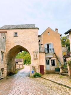 Maison des Gardes in Noyers-sur-Serein - 7