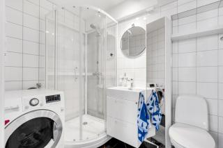 Premium Downtown Apartment with Quality Beds - 5