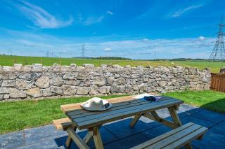 Modern 6 Bedroom House with Hot Tub, Orchard & BBQ - - 6