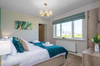 Modern 6 Bedroom House with Hot Tub, Orchard & BBQ - - 5