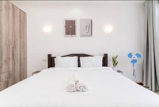 Mordern Luxury - 1