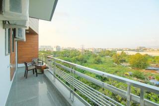 Collection O Corporate Suite Near Omaxe Celebration Mall - Gurgaon - 0