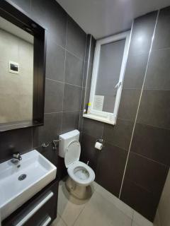 Authentic Belgrade Centre Apartment #5, Four bedrooms, One Full Bathroom, One Toilet - 1