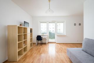 Metro Stokłosy Homely Apartment by BookingHost - 0