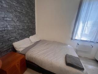 East Suite - 2