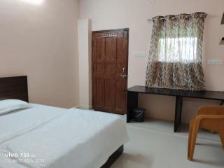 5 Star Yatri Vishram AC Dormitory - 2