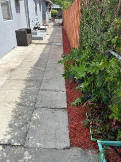 Coral Mile Flats - Miami - 6