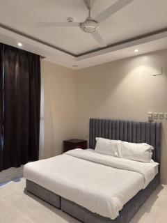 أعمال الهاشم للشقق المخدومة الوجه Al Hashem for Served Apartments - 8