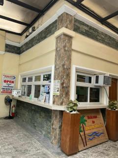 EDUARDO'S RESORT - 6