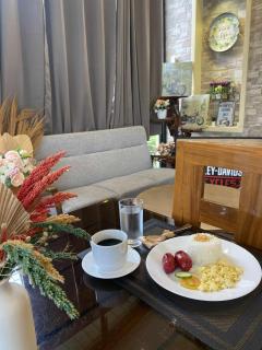 EDUARDO'S RESORT - 8