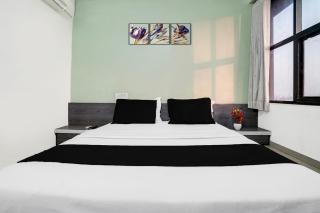 Hotel O Vanya Palace - Ahmedabad - 3
