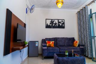 Lovana Apartments and Hotel, Gulu City - 6