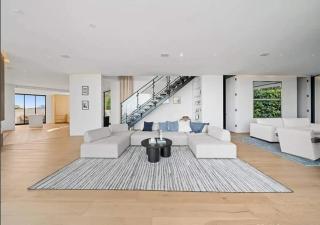 #Marbella Lane - Luxe Home with Breathtaking Views - Los Angeles - 8
