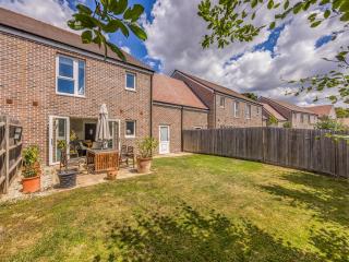 Spacious 3 Bedroom Family Home Pass The Keys - Chichester - 7