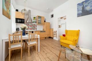 Colorful Apartment Spiżowa in Wrocław Near Centre by Noclegi Renters - Wrocław - 6