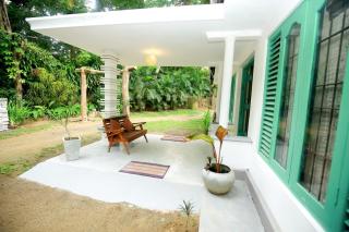 Lazy Monkey Surfhostel - Sri Lanka - 6