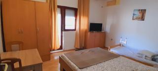 Airport Nikki Apartments - 3