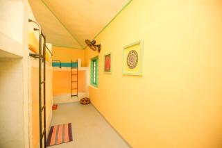 Lazy Monkey Surfhostel - Sri Lanka - 2