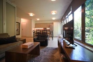 Tsakalof Loft Apartment By Zeus Suites - 6