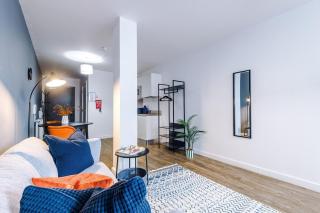 Newly renovated stylish studio Merseyside Moorfields - 2