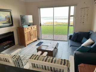 Oceans Edge - Hermanus Beach Club - Hermanus - 2
