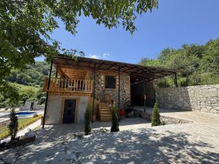 Makaryan guest house - Chambarak - 2