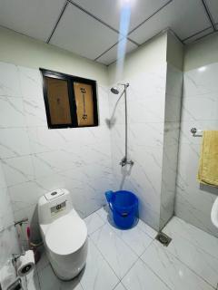Luxury 1BHK Apt In Bahria Town, Secure and Private - 1