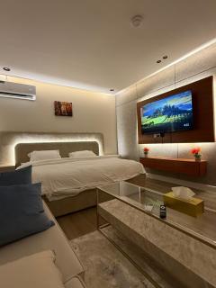 استوديو الصحافه انيق - 4