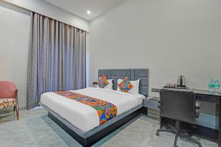 FabHotel Inn of Joy - Noida - 6