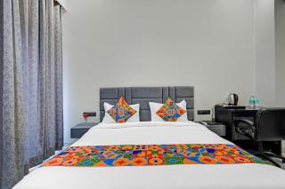 FabHotel Inn of Joy - Noida - 7