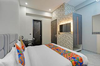 FabHotel Inn of Joy - Noida - 5