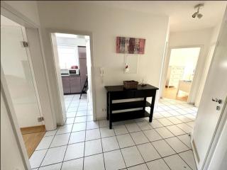 Modern Apartment in Quiet area with daylight Bathroom & Balcony - - 6