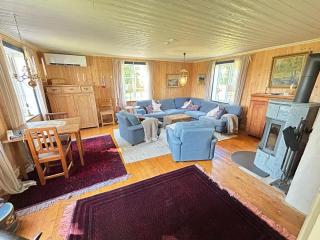 Family-friendly countryside house close to lake - 2