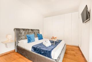 GOLDEN LUXE - Private Garden 3 Bedrooms and Parking - 8