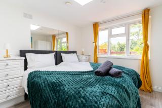 NEW Spacious House 6 Bedrooms 4Bathrooms 10 Guests - 4